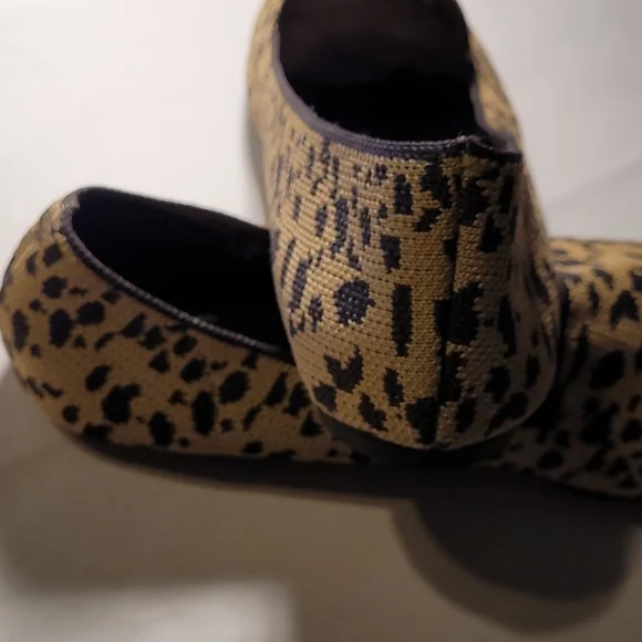 Women's Seven7 New Flats - Picture 4 of 8